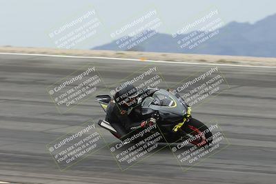 media/Nov-15-2025-Race Pace (Sat) [[8de605a2d8]]/Non Verified Riders (1st 20 Minutes)/Bowl (1015am)/